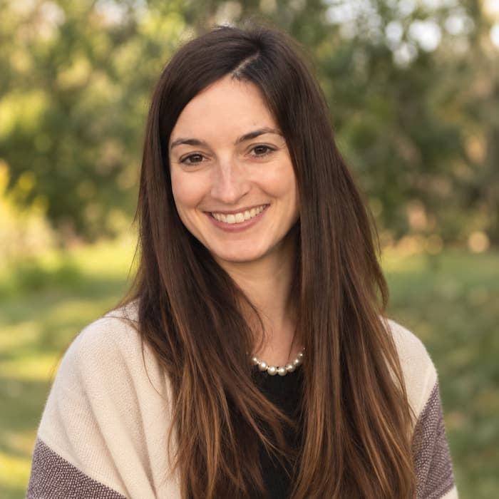 Headshot of Michelle Ogrodnick